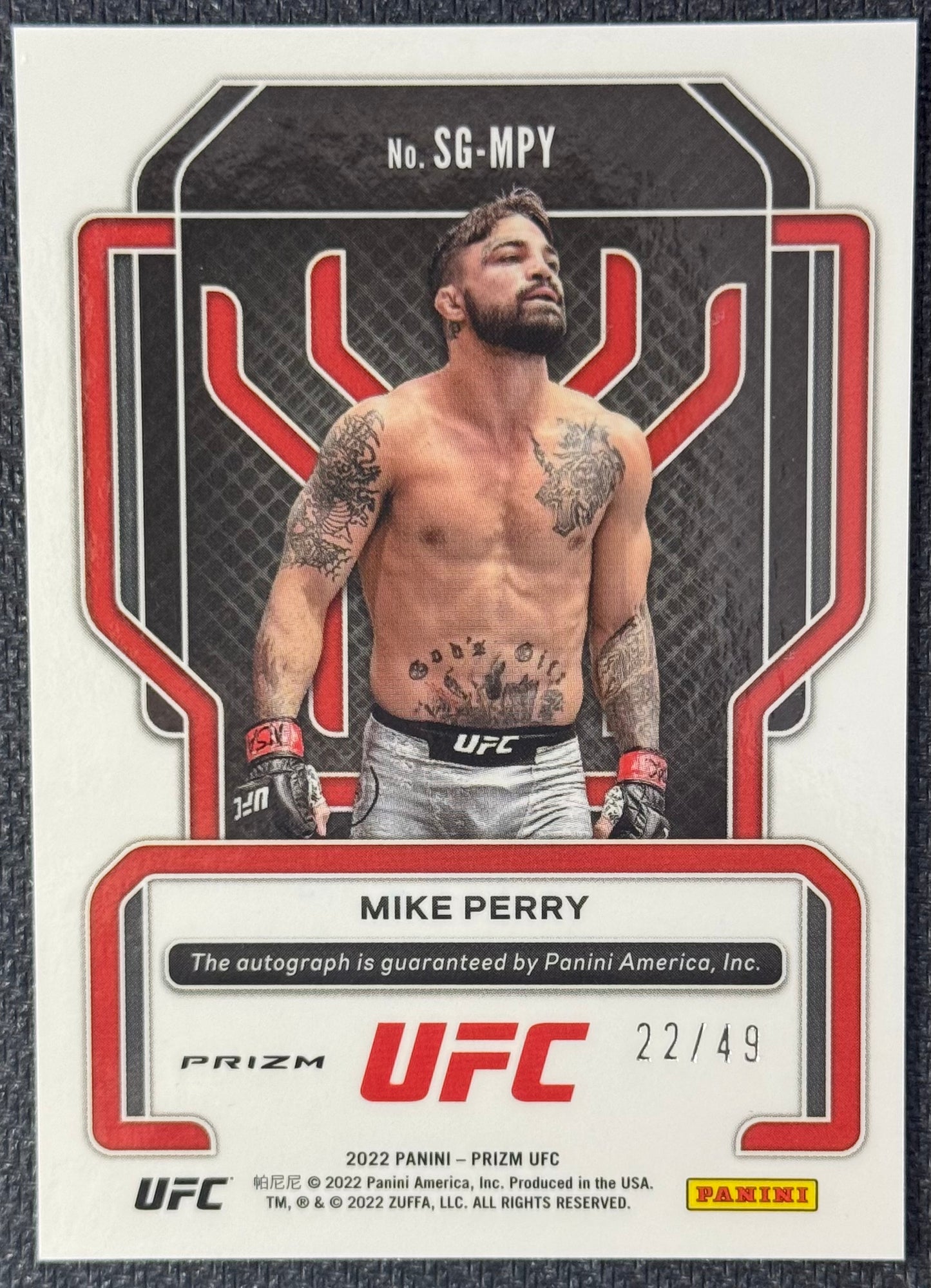 2022 Prizm UFC Mike Perry #SG-MPY Blue Prizm Auto #/49