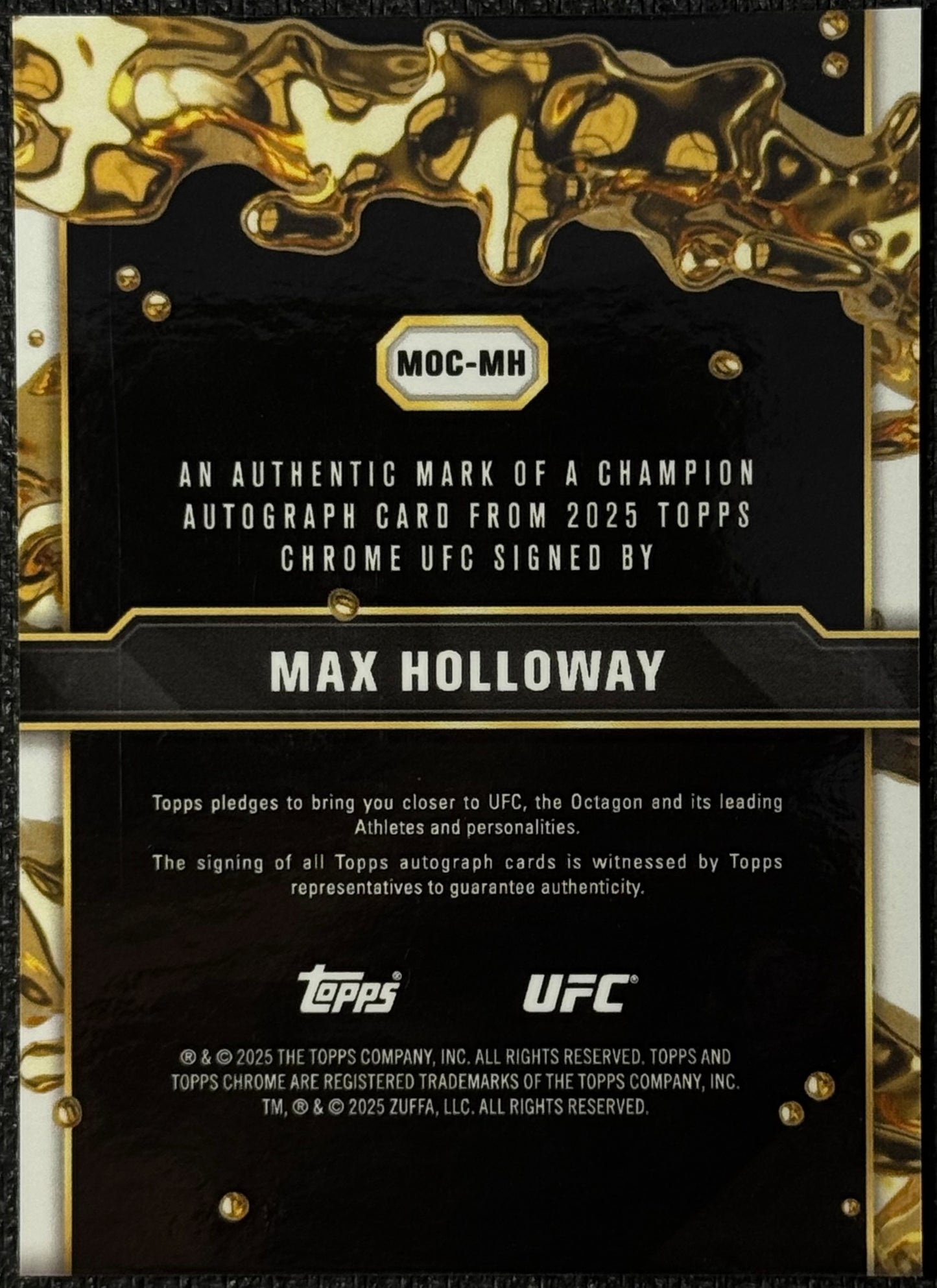 2025 Topps Chrome UFC Mark of A Champion Max Holloway Auto Purple Geometric #/10