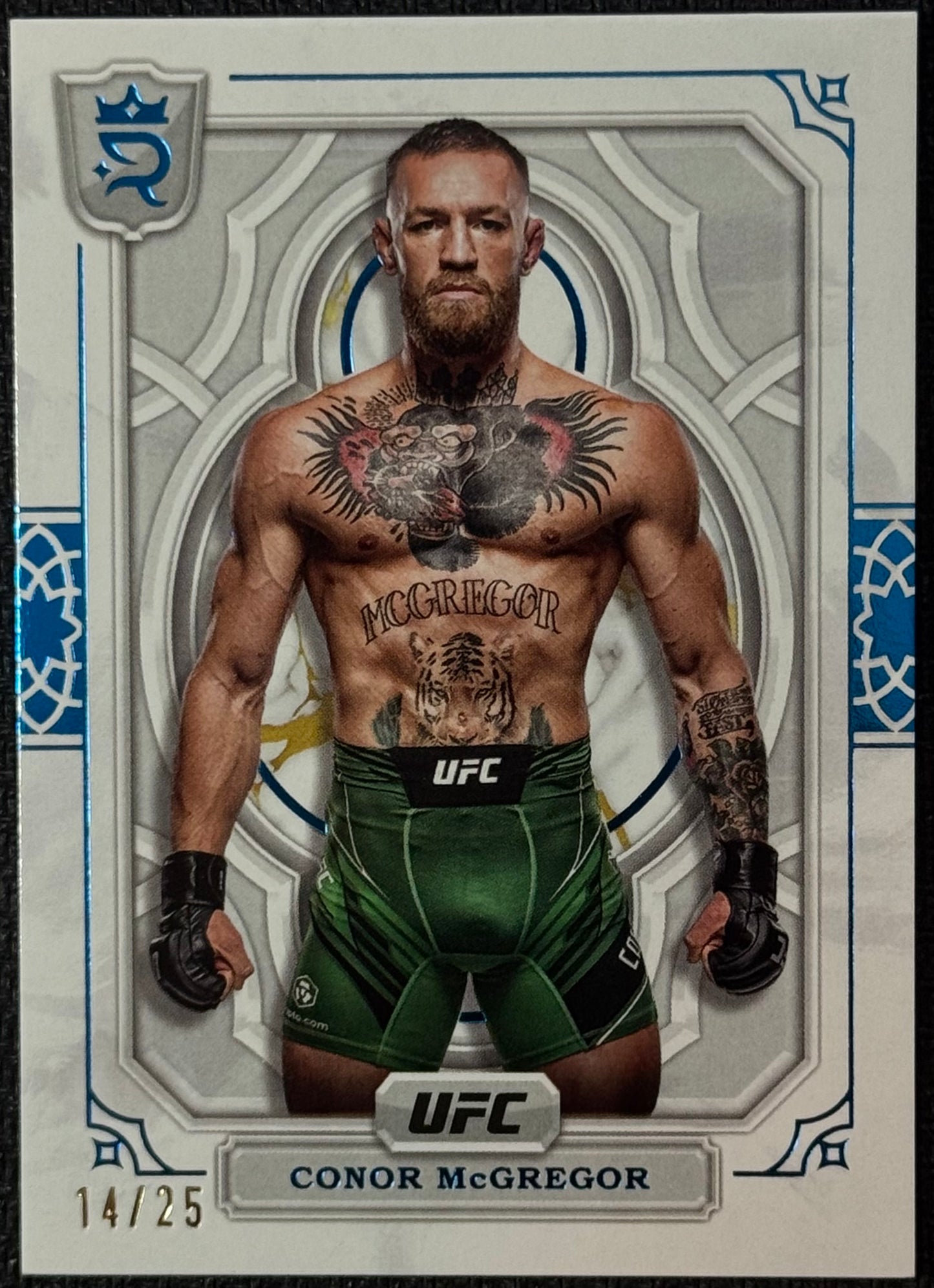 2024 Topps Royalty UFC Conor McGregor #1 Blue #/25