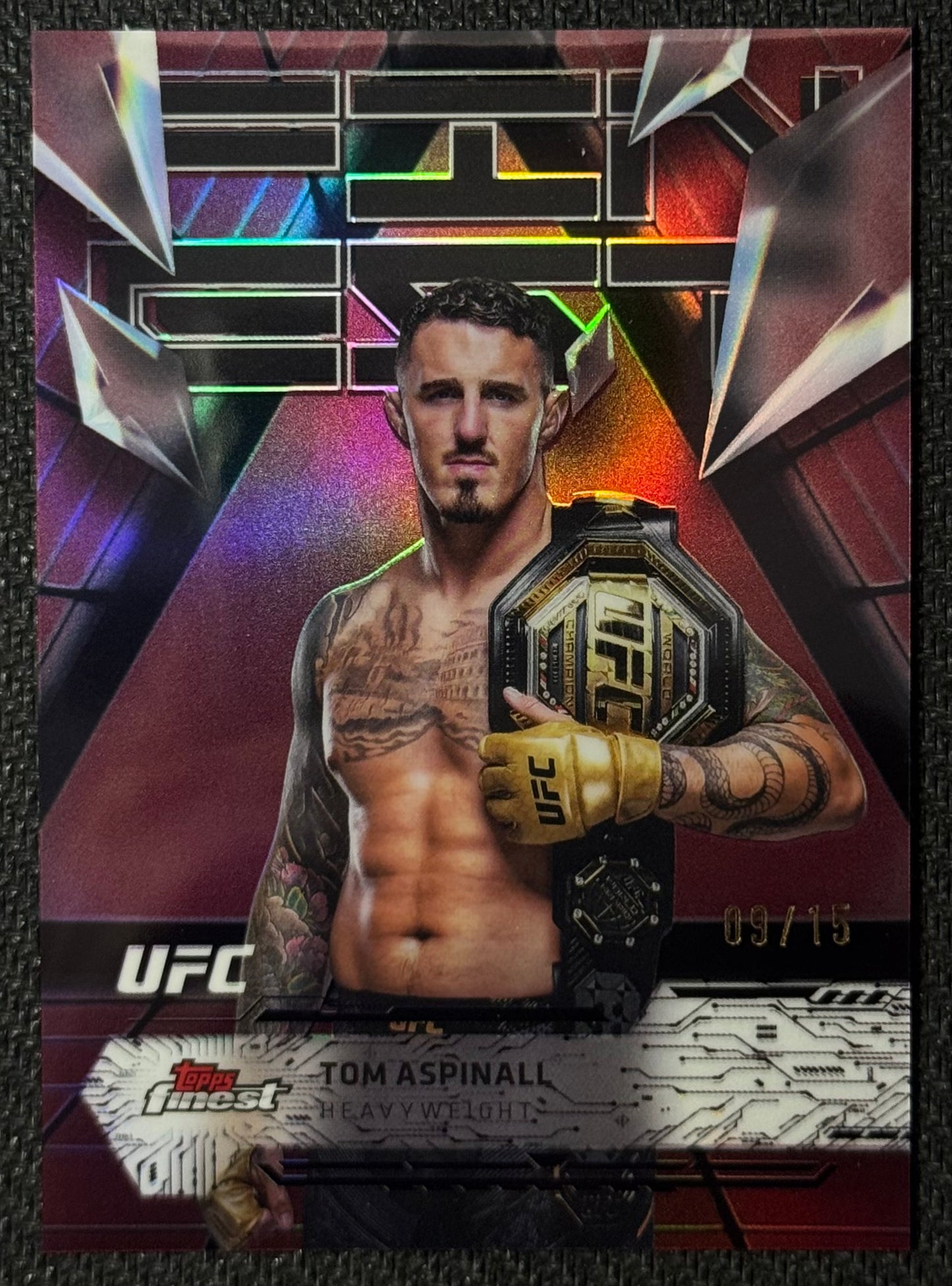 2025 Topps Finest UFC Tom Aspinall Uncommon Refractor Red/Black Vapor #/15