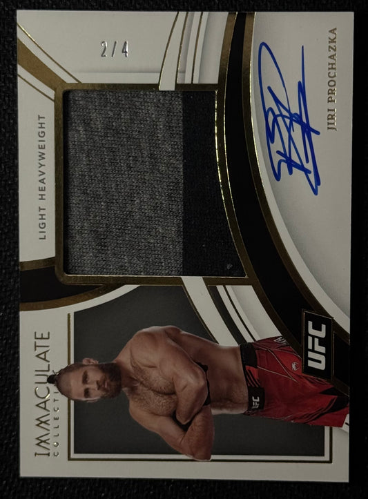 2022 Immaculate UFC Jiri Prochazka #PA-JPR Gold Patch Auto #/4